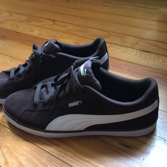 MUST SELL MOVING- ********* Men’s PUMA Sneakers… sz 8 1/2 EUC Barely worn. - Picture 4 of 10